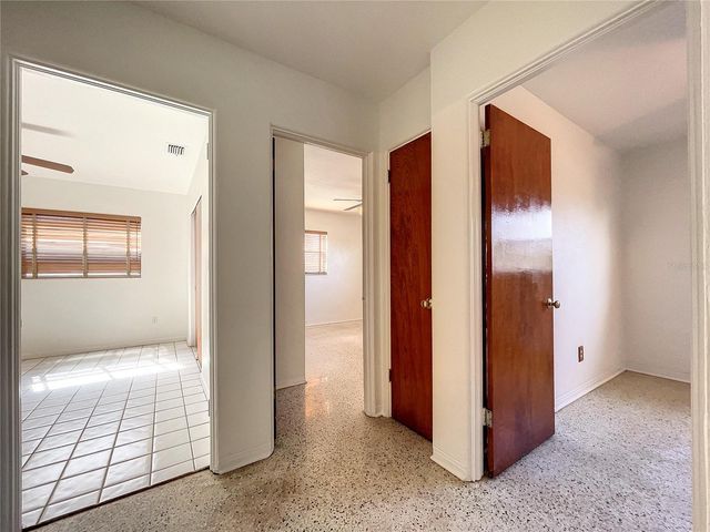 2945 68TH STREET N, St Petersburg, FL 33710