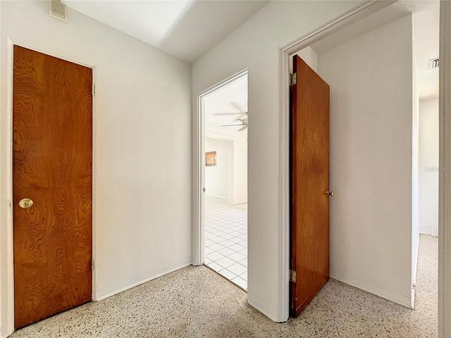 2945 68TH STREET N, St Petersburg, FL 33710