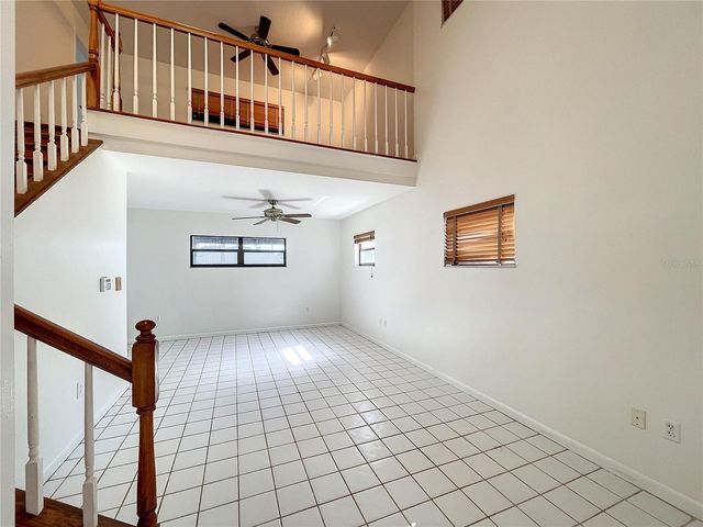 2945 68TH STREET N, St Petersburg, FL 33710