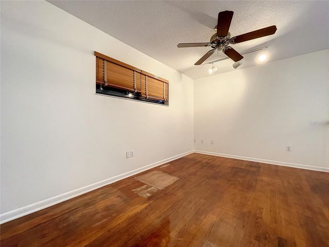 2945 68TH STREET N, St Petersburg, FL 33710