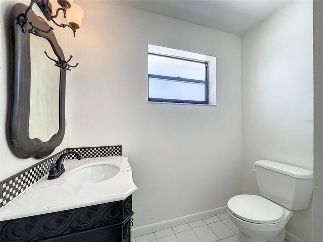 2945 68TH STREET N, St Petersburg, FL 33710