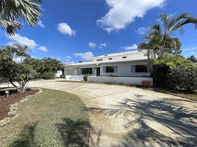 2945 68TH STREET N, St Petersburg, FL 33710