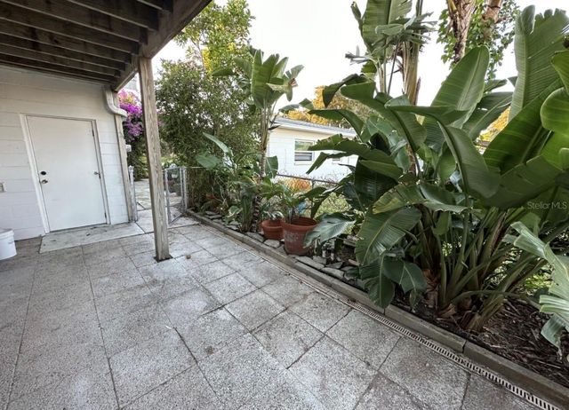 2945 68TH STREET N, St Petersburg, FL 33710