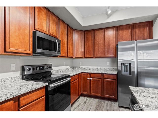 10449 Paris St 203, Commerce City, CO 80640