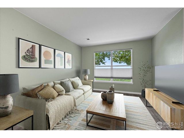 10449 Paris St 203, Commerce City, CO 80640