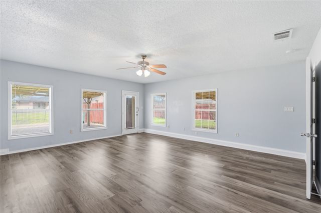 5209 Daytona Drive, Garland, TX 75043