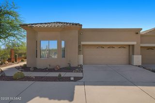 660 N Cedar Bend Avenue, Green Valley, AZ 85614