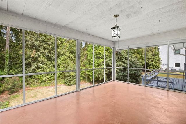 675 Weatherly lane Lane, Sandy Springs, GA 30328