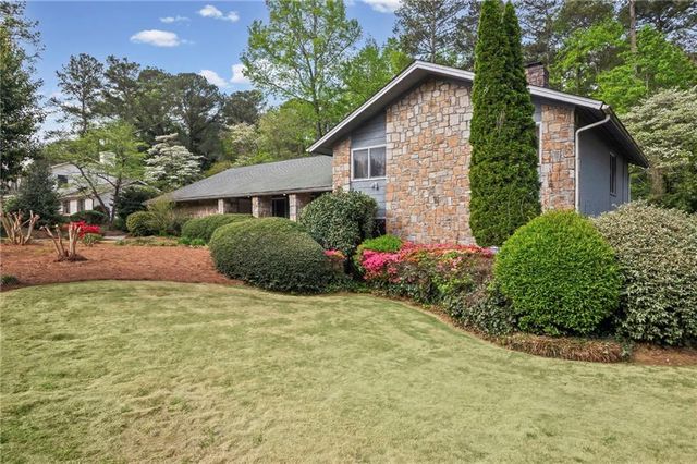 675 Weatherly lane Lane, Sandy Springs, GA 30328