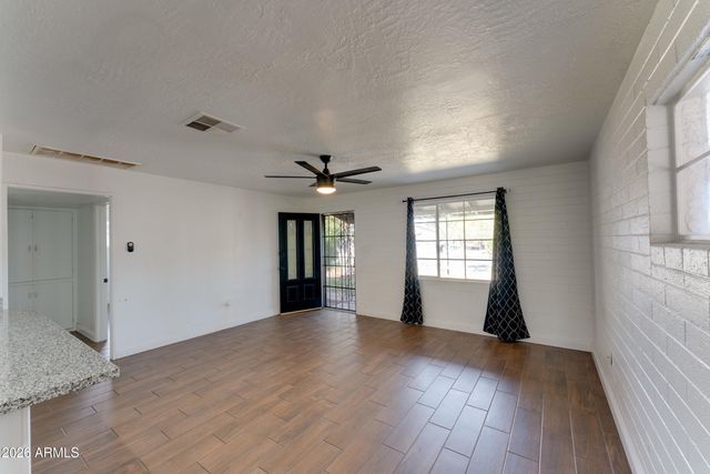 2089 E DON CARLOS Avenue, Tempe, AZ 85281