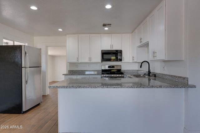 2089 E DON CARLOS Avenue, Tempe, AZ 85281