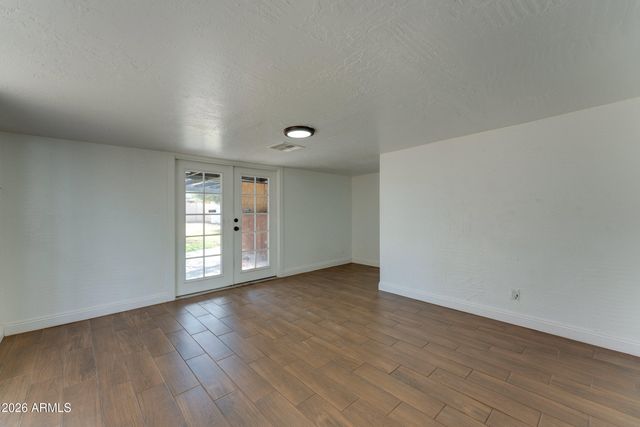 2089 E DON CARLOS Avenue, Tempe, AZ 85281