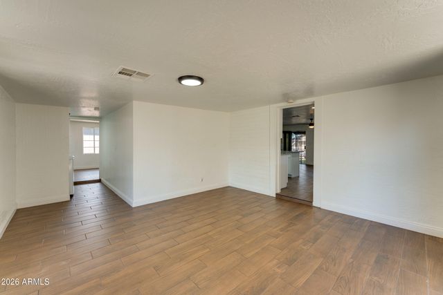 2089 E DON CARLOS Avenue, Tempe, AZ 85281