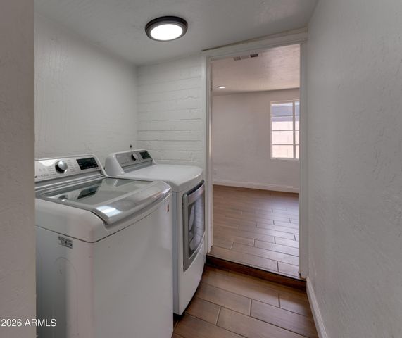 2089 E DON CARLOS Avenue, Tempe, AZ 85281