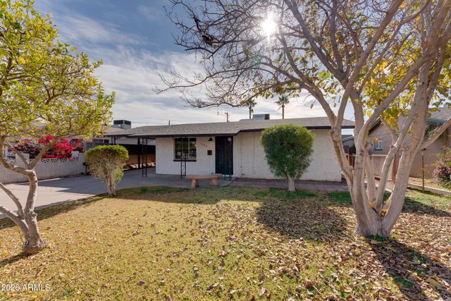 2089 E DON CARLOS Avenue, Tempe, AZ 85281