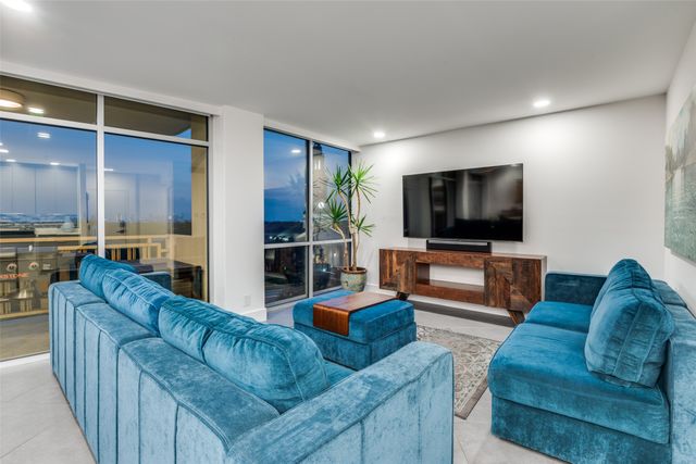 6211 W Northwest Highway 601, Dallas, TX 75225