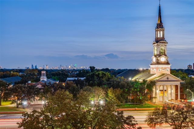 6211 W Northwest Highway 601, Dallas, TX 75225