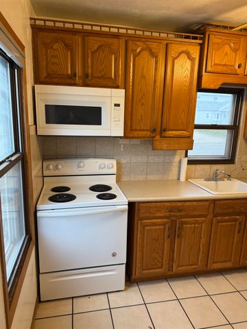 819 Hanna Boulevard, Waterloo, IA 50701