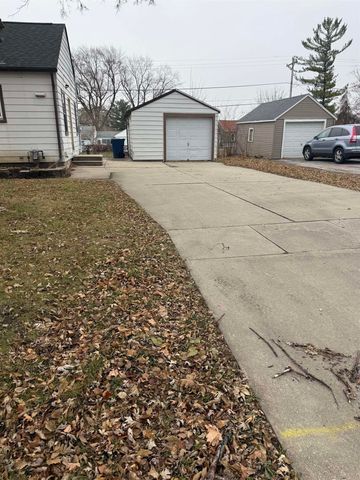 819 Hanna Boulevard, Waterloo, IA 50701