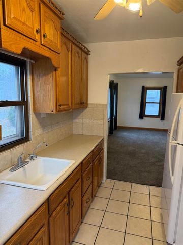 819 Hanna Boulevard, Waterloo, IA 50701