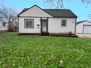819 Hanna Boulevard, Waterloo, IA 50701
