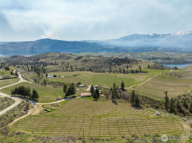 137 MANZANA RANCH Lane, Manson, WA 98831