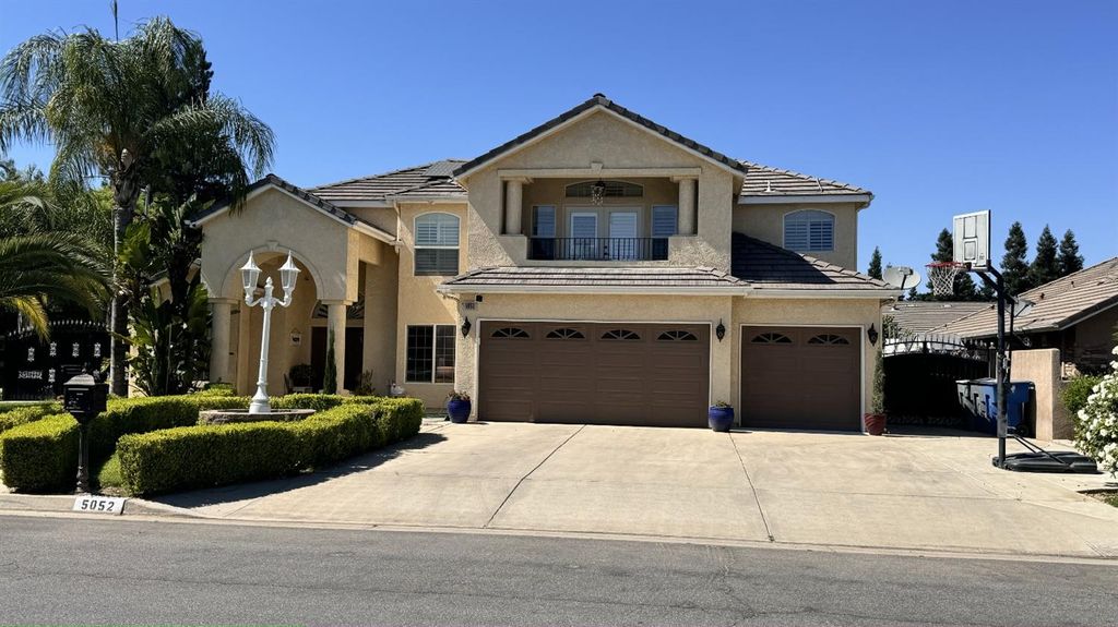 5052 W Locust Avenue, Fresno, CA 93722