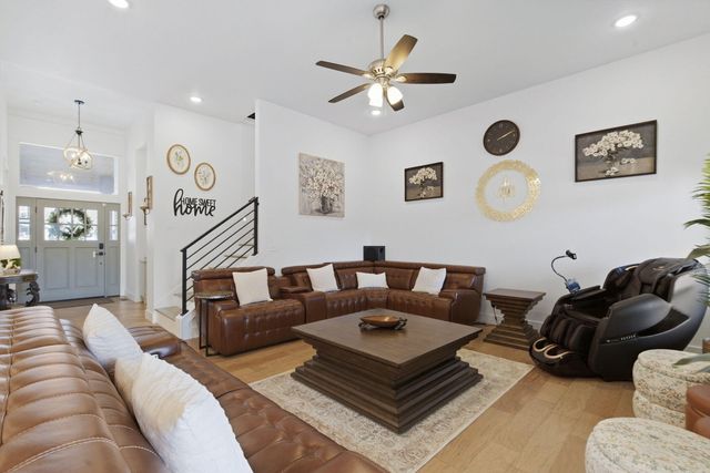 703 S Hickory Drive, Springfield, MO 65809