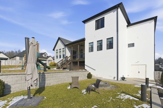 703 S Hickory Drive, Springfield, MO 65809