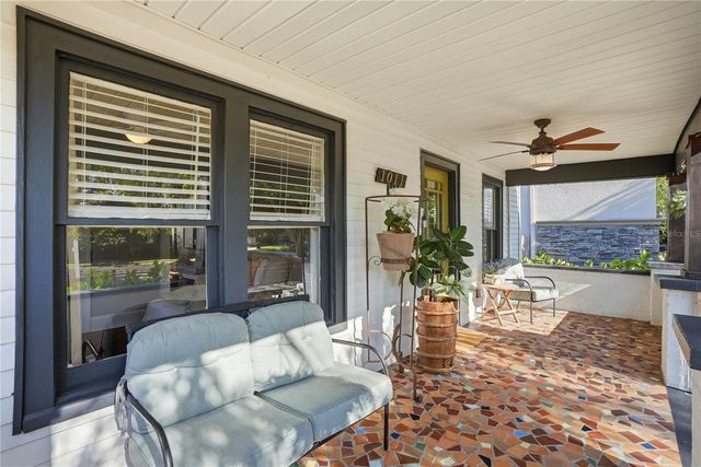 1011 14TH STREET N, St Petersburg, FL 33705