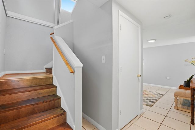 1011 14TH STREET N, St Petersburg, FL 33705