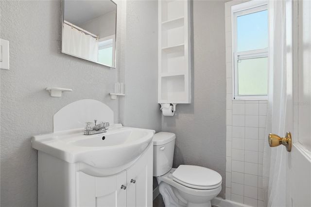 1011 14TH STREET N, St Petersburg, FL 33705