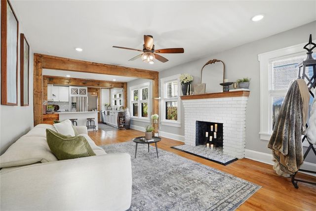 1011 14TH STREET N, St Petersburg, FL 33705