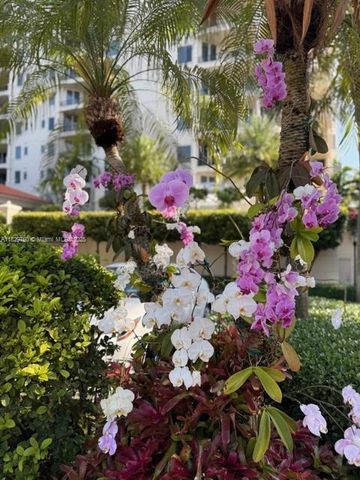 13621 Deering Bay Dr 502, Coral Gables, FL 33158