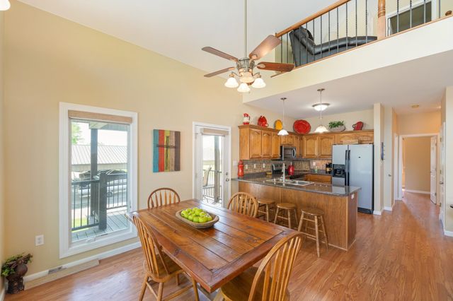 1885 COL JAMES HARDIN DR, Clifton, TN 38425