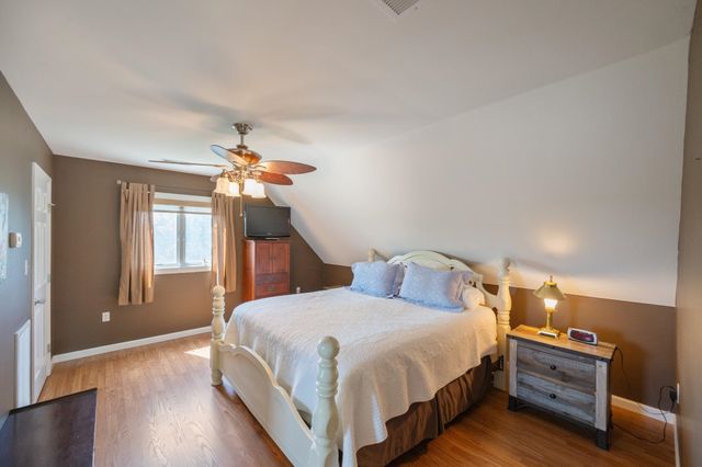 1885 COL JAMES HARDIN DR, Clifton, TN 38425