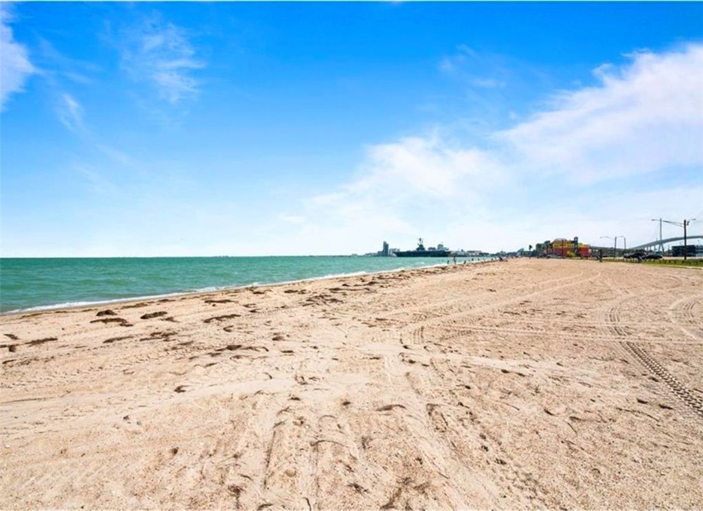 3938 Surfside Blvd 3223, Corpus Christi, TX 78402 — photo 2