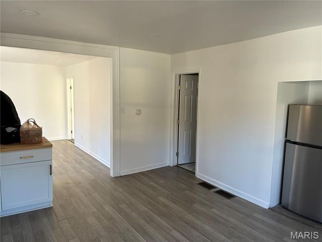 301 Day Drive, Ferguson, MO 63135