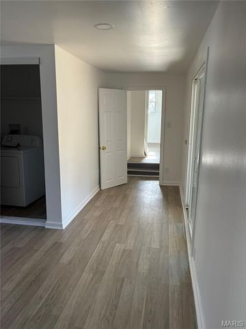 301 Day Drive, Ferguson, MO 63135