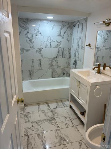 301 Day Drive, Ferguson, MO 63135