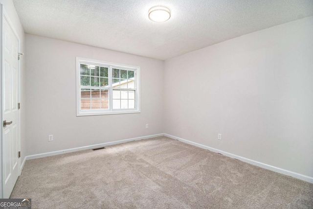 256 Hunt Club Circle, Temple, GA 30179