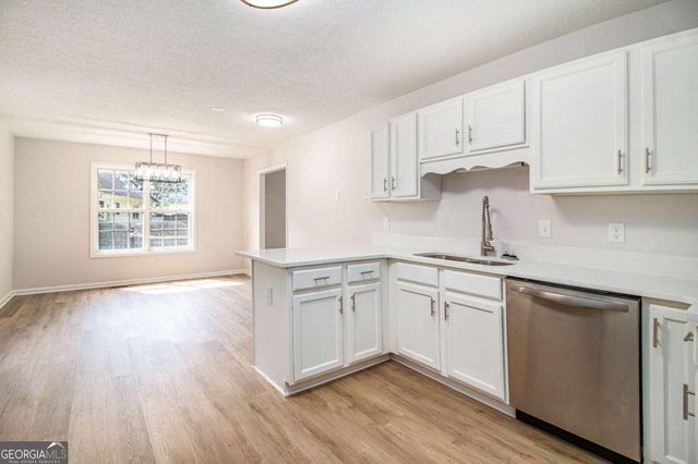 256 Hunt Club Circle, Temple, GA 30179