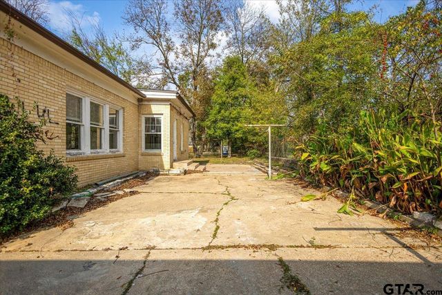 322 S Clayton, Tyler, TX 75702