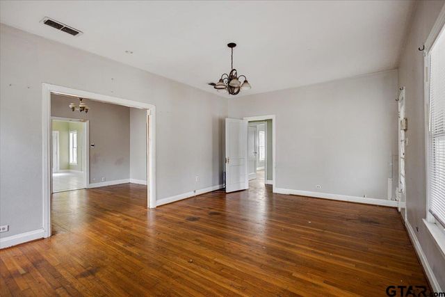 322 S Clayton, Tyler, TX 75702