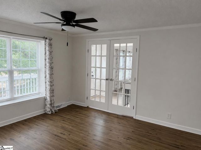 100 Wrentree Drive, Easley, SC 29642