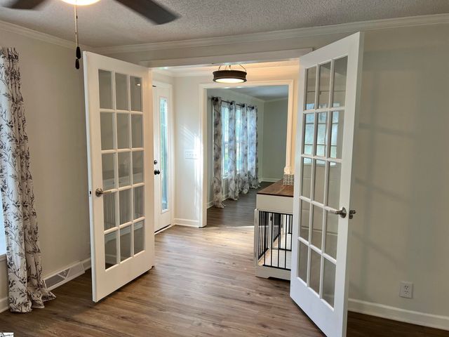 100 Wrentree Drive, Easley, SC 29642