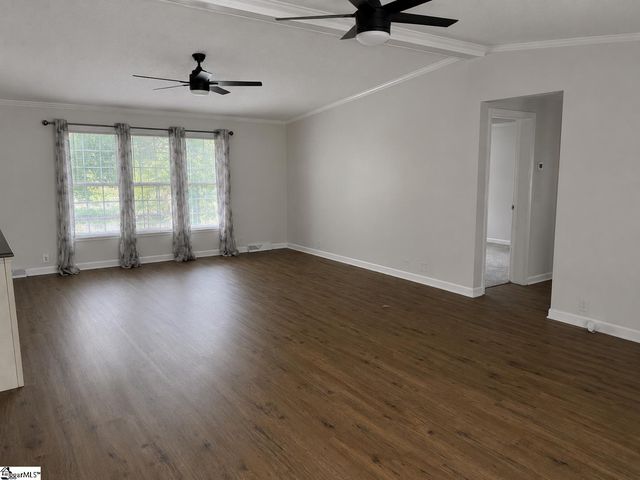 100 Wrentree Drive, Easley, SC 29642
