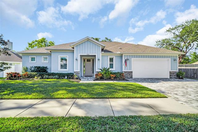 9840 W BAY STREET, Seminole, FL 33776