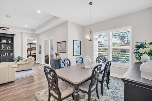 9840 W BAY STREET, Seminole, FL 33776