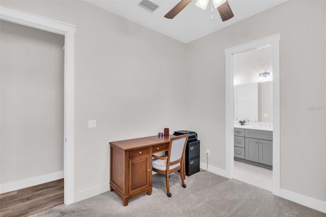 9840 W BAY STREET, Seminole, FL 33776